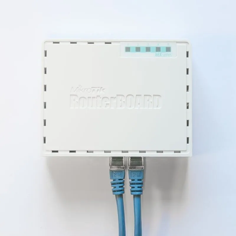 Mikrotik Networks Mikrotik Router Board RB750Gr3 hEX
